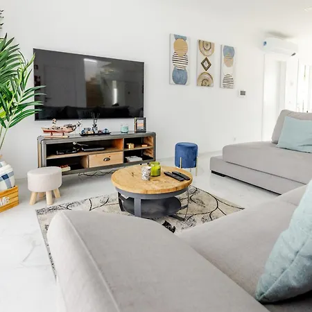 Atlantica One Luxury And Unique With Ocean View * לוריניה