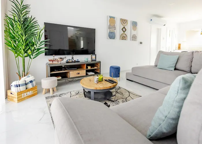 Atlantica One Luxury And Unique With Ocean View * לוריניה