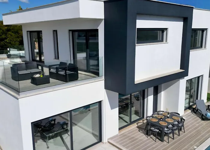 Atlantica One Luxury And Unique With Ocean View וילה לוריניה